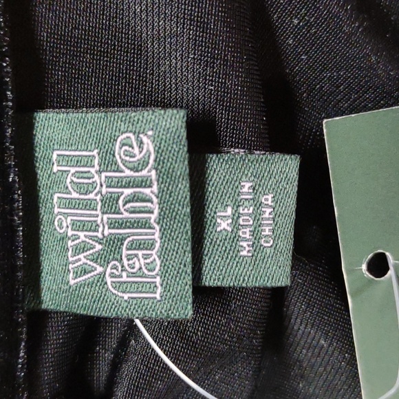 New Wild Fable XL Black Velure with sparkly moon and stars long sleeve bodysuit - Picture 8 of 12